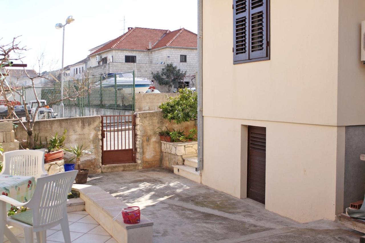 Apartments With A Parking Space Supetar, Brac - 6037 Exterior foto